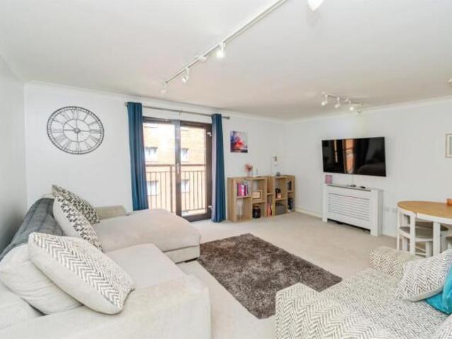 Flat for sale in St Mary's, City Of Southampton