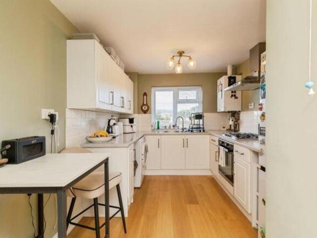Flat for sale in Batheaston, West of England