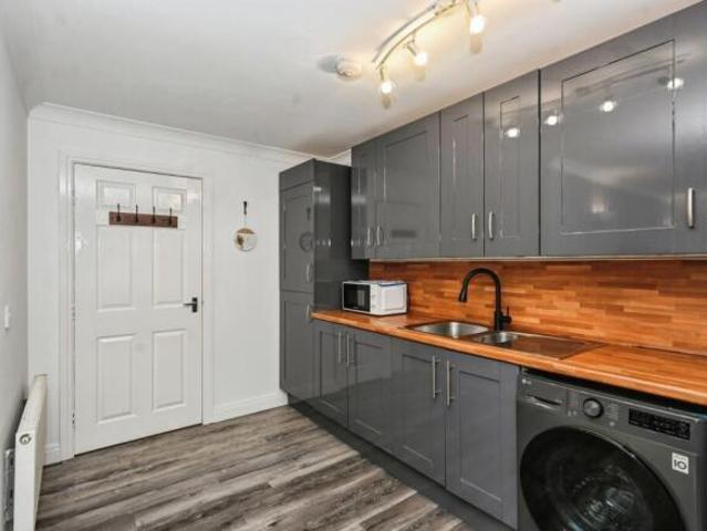 Flat for sale in Dutton, Cheshire