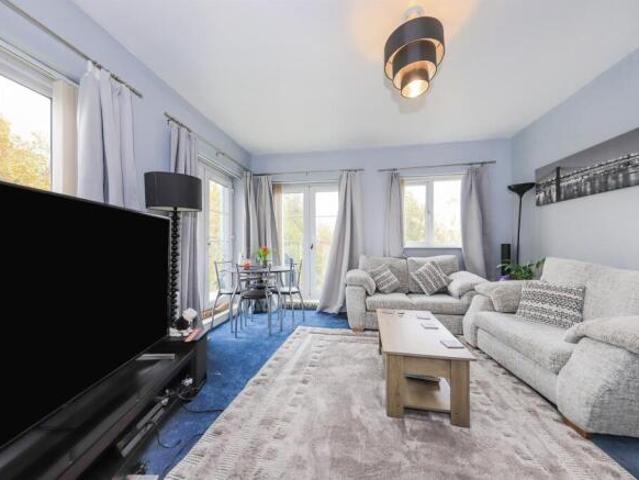 Flat for sale in Old Heath, Bilston