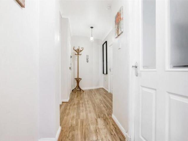 Flat for sale in Merchant City, Scotland