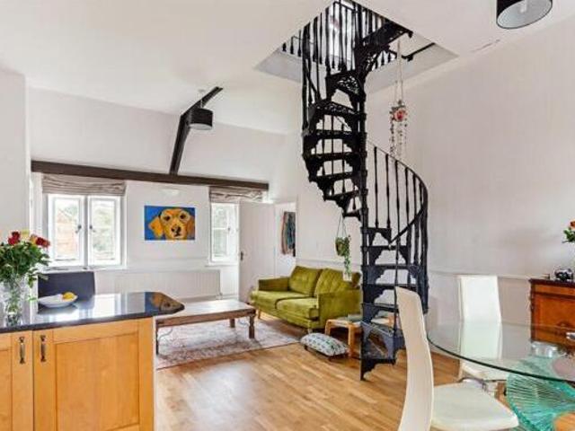 House for sale in Lambourn, West Berkshire