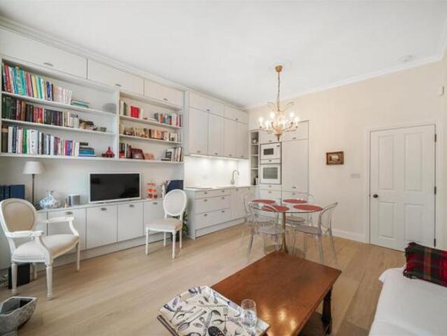 Flat for sale in Isle Of Man