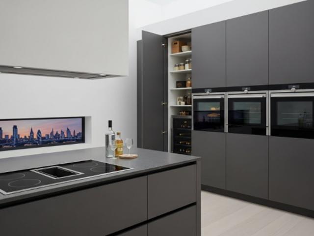 Flat for sale in London Borough of Barking and Dagenham, Greater London