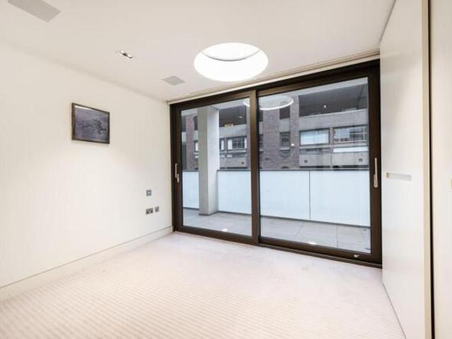 Flat for sale in Clerkenwell, Greater London