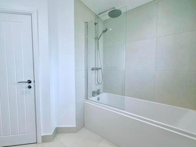 Flat for sale in Alton Barnes