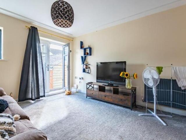 Flat for sale in Hull, City Of Kingston Upon Hull