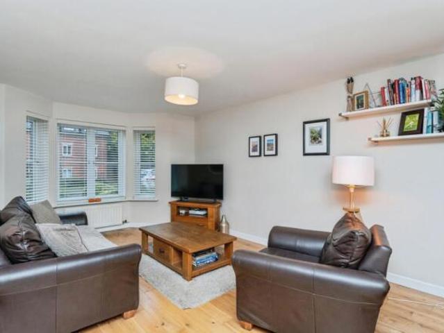 Flat for sale in Hoole, Chester