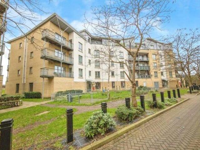 Flat for sale in The Dales, Key Street