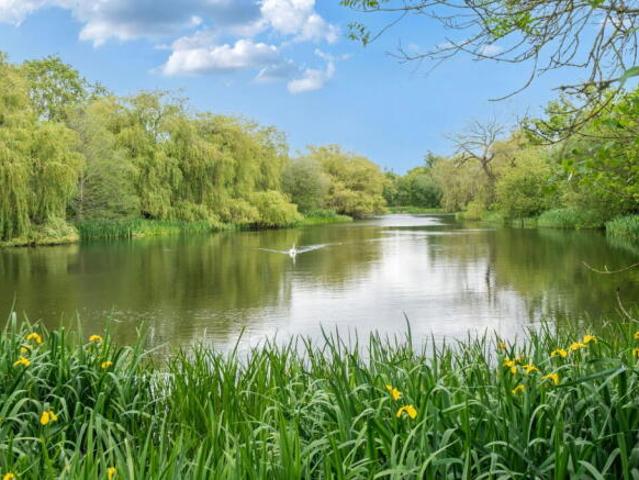 Flat for sale in Five Acres, Hertfordshire