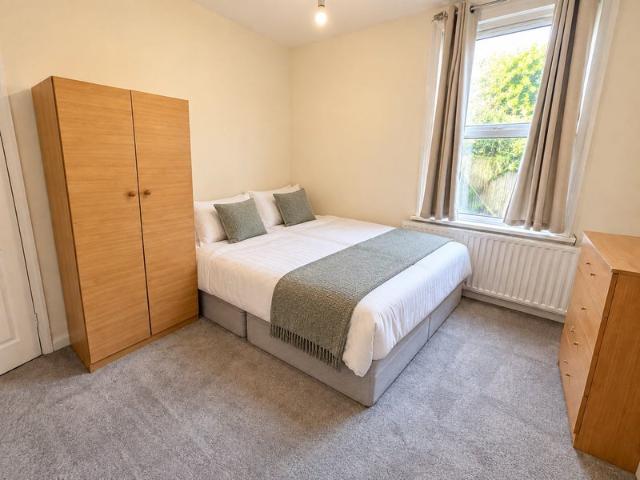 Apartment for rent in London Borough of Newham, Greater London