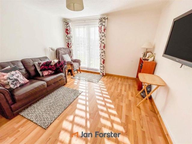 Apartment for rent in Kingston Park, Newcastle upon Tyne