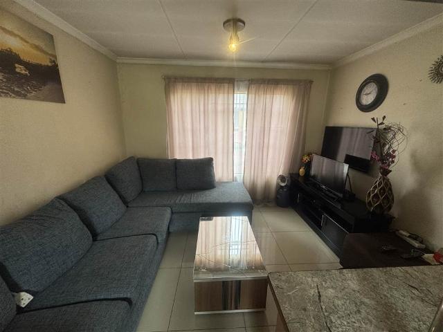Flat for sale in Ekurhuleni, Gauteng