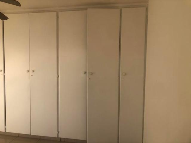 Flat for rent in Seaview, Kwazulu-natal