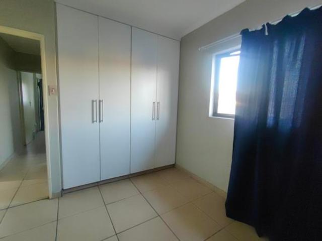 Flat for sale in UMhlathuze Municipality, Kwazulu-natal