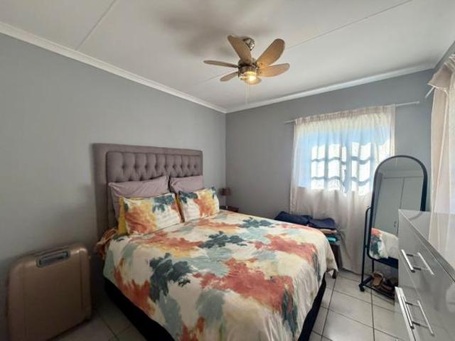 Flat for sale in UMhlathuze Municipality, Kwazulu-natal