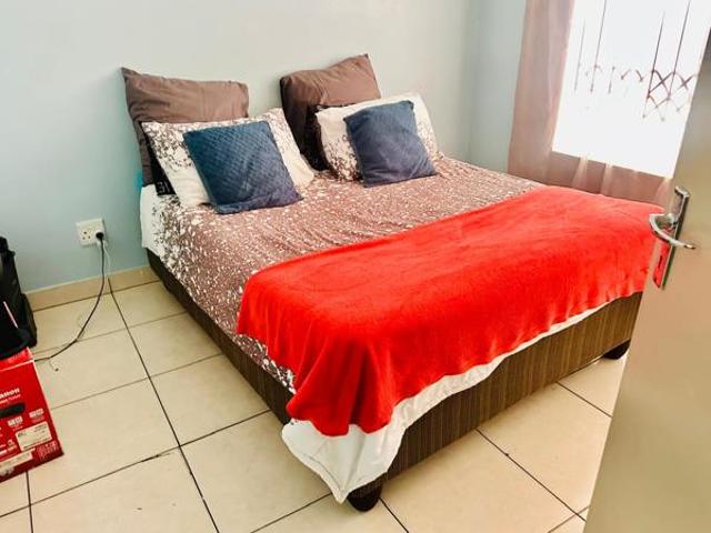 Flat for sale in UMhlathuze Municipality, Kwazulu-natal