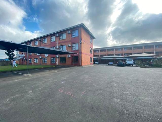 Flat for sale in UMhlathuze Municipality, Kwazulu-natal