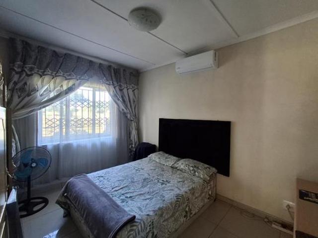 Flat for rent in UMhlathuze Municipality, Kwazulu-natal