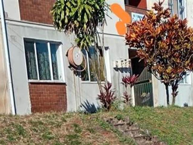 Flat for sale in Seaview, Kwazulu-natal