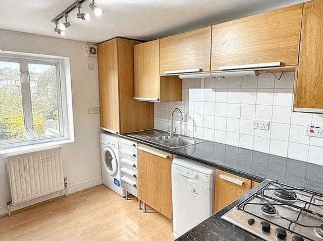 Apartment for rent in Barnet Vale, Greater London
