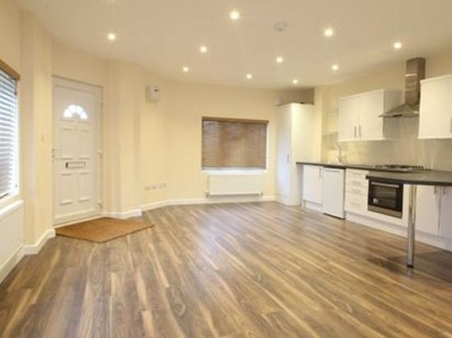 Apartment for rent in Penge, Greater London