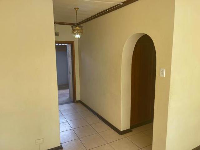 Flat for sale in Welkom, Matjhabeng Local Municipality