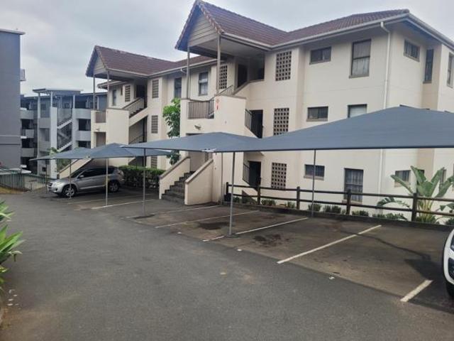 Flat for sale in Seaview, Kwazulu-natal