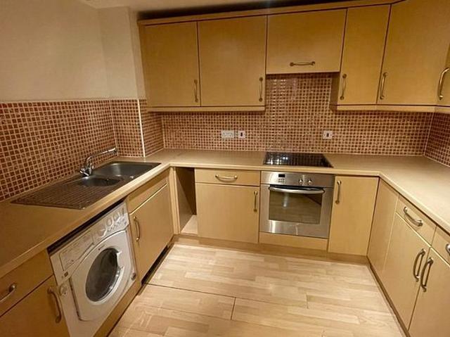 Apartment for rent in Park Central, Birmingham
