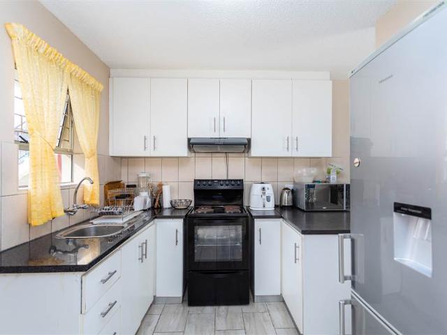 Flat for sale in Cape Town
