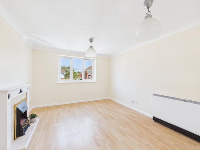 Apartment for rent in Slough