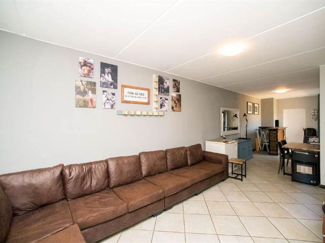 Flat for sale in Ekurhuleni, Gauteng