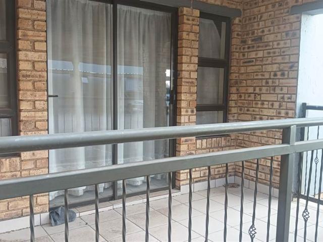 Flat for sale in Ekurhuleni, Gauteng
