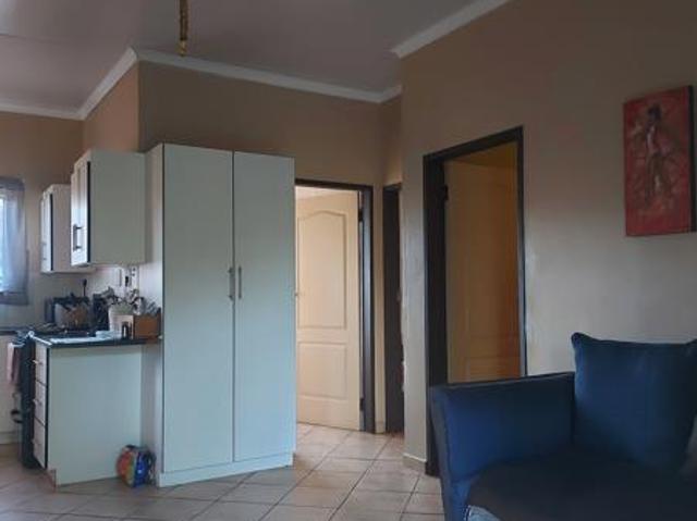 Flat for sale in Hartbeespoort Dam Nature Reserve, North West