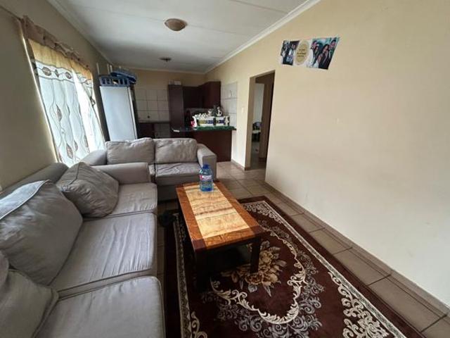 Flat for sale in Hartbeespoort Dam Nature Reserve, North West
