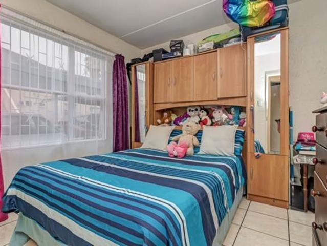 Flat for sale in Johannesburg