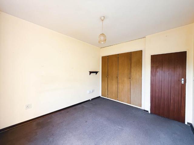Flat for sale in Waterkloof, Gauteng