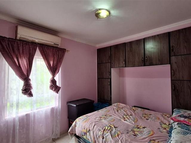 Flat for sale in Ballito