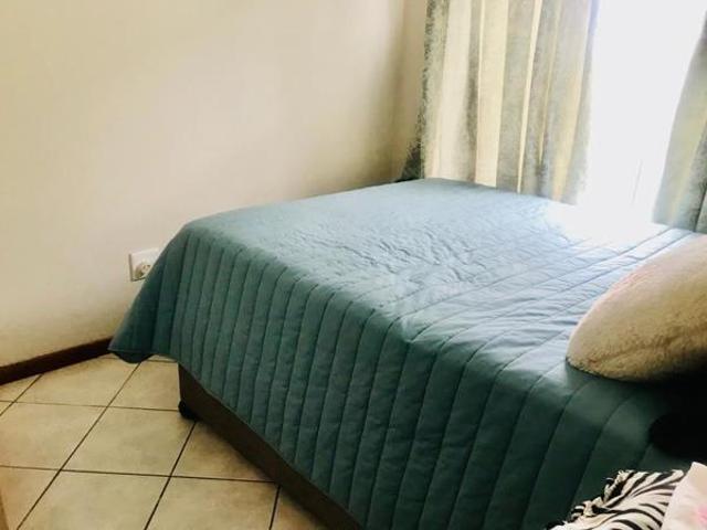 Flat for sale in UMhlathuze Municipality, Kwazulu-natal