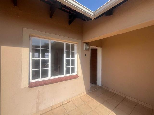 Flat for sale in Ekurhuleni, Gauteng