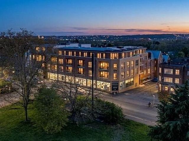 Apartment for rent in Chigwell Row, Epping Forest