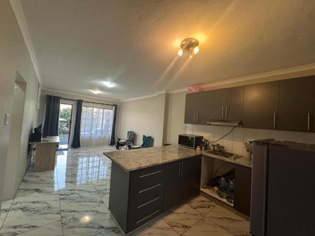Flat for sale in Umgungundlovu, Kwazulu-natal