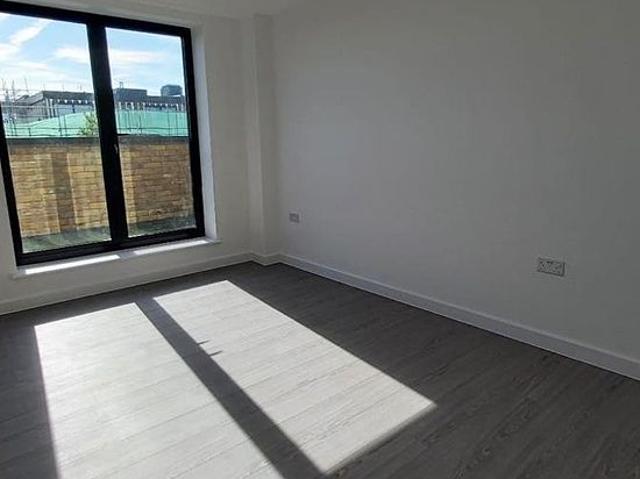 Apartment for rent in London Borough of Croydon, Greater London