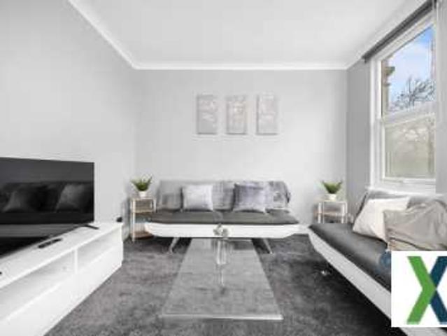 Flat for sale in Leytonstone
