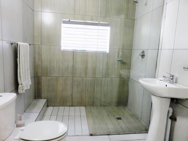 Flat for sale in Oranjeville, Free State