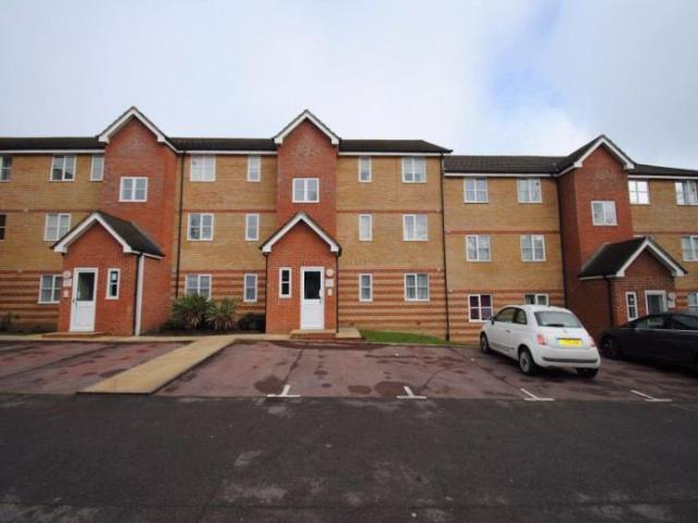 Apartment for rent in Finchley, Isle Of Man