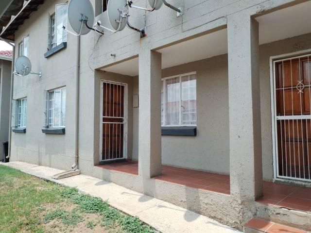 Flat for sale in Ekurhuleni, Gauteng