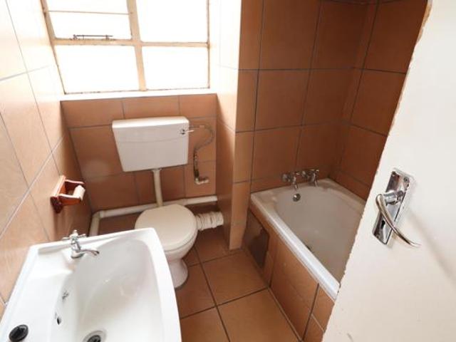 Flat for rent in Ekurhuleni, Gauteng