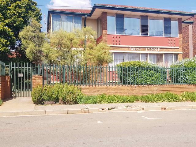 Flat for sale in Roodepoort