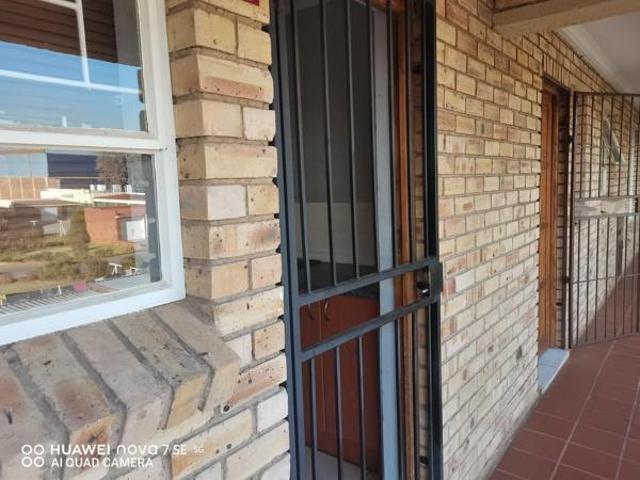 Apartment for rent in Nooitgedacht, Gauteng